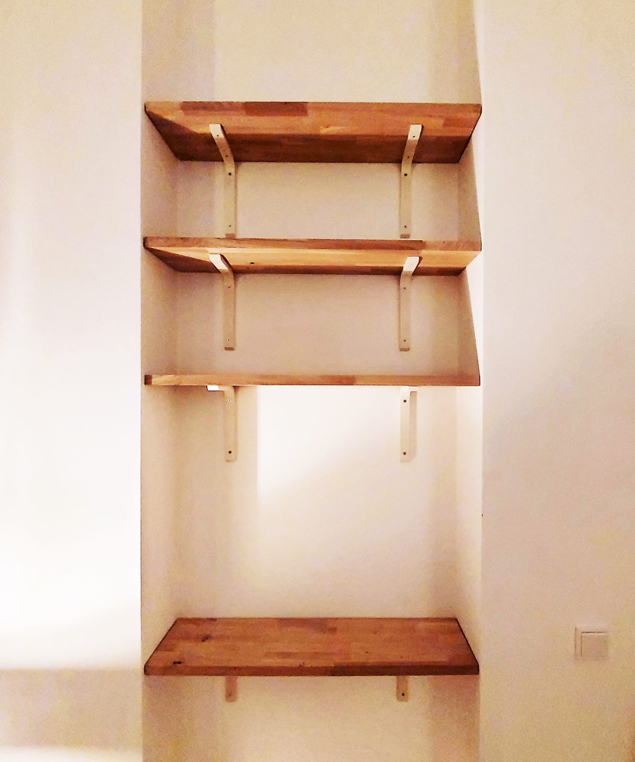 Regale Anbringung Regale Anbringung